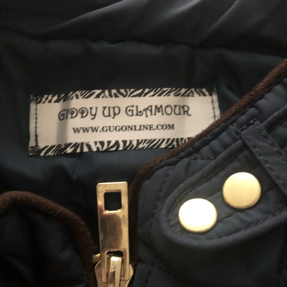 Navy Blue Puffer Vest - Picture 3 of 3